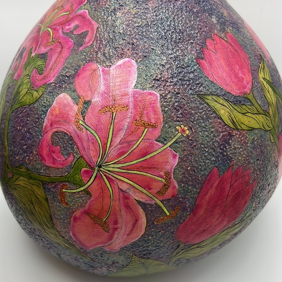 “StarGazer Lily Vase” Original Gourd Art Vessel / Vase Kristina Simkins ©2014 - Picture 12 of 17